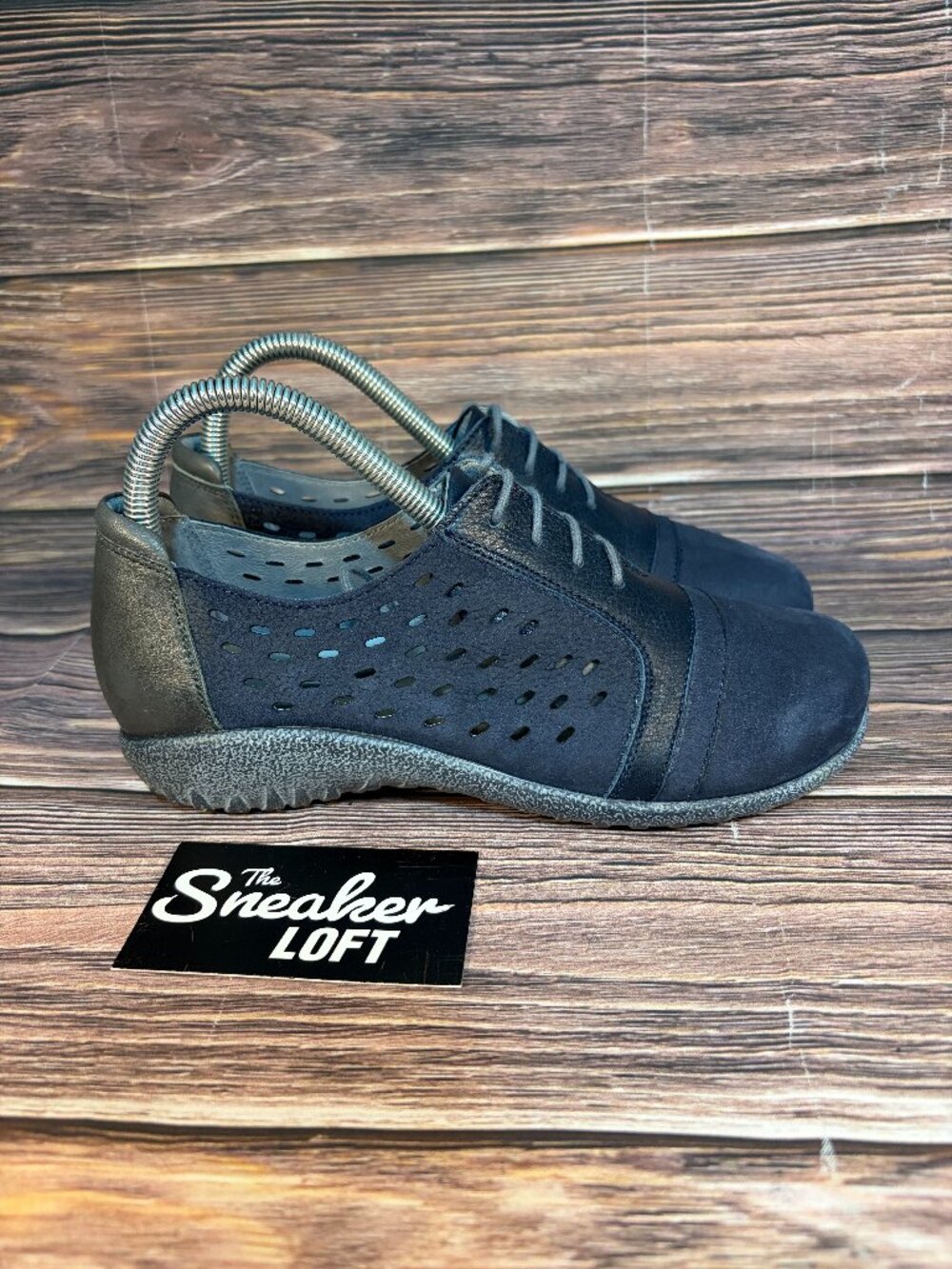 Naot Lalo Women's Casual Walking Shoe Blue Perforated Leather Size 6